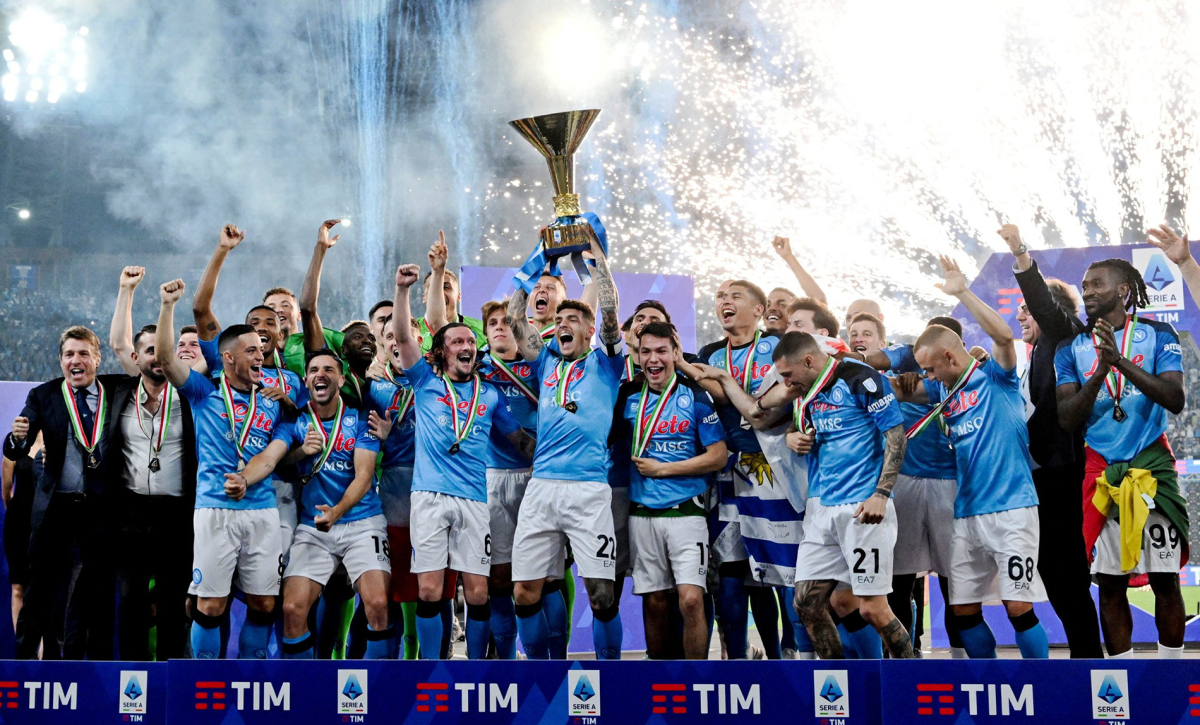 Thành tích vô cùng đáng nể của SSC Napoli