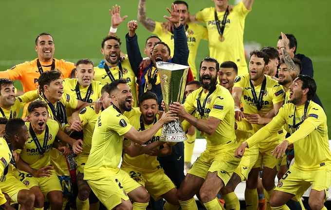 Khoảnh khắc các cầu thủ Villarreal ăn mừng chiến thắng